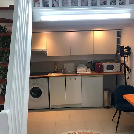 Studyo Cosy 400 Metre Sacre Ceour